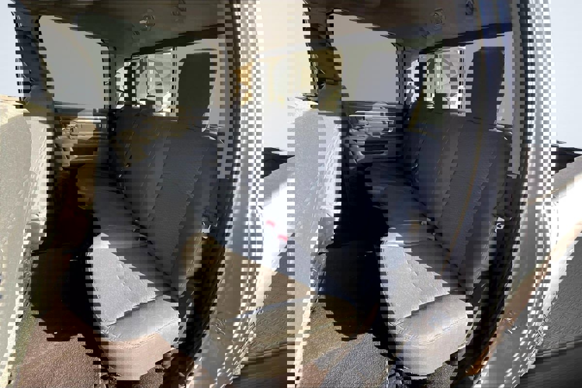 Used 2015 RAM 2500 SLT AWD/4WD image 26