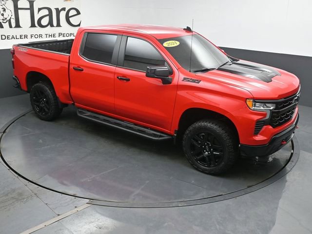 Used 2024 Chevrolet Silverado 1500 LT Trail Boss w/ Convenience Package II AWD/4WD image 47
