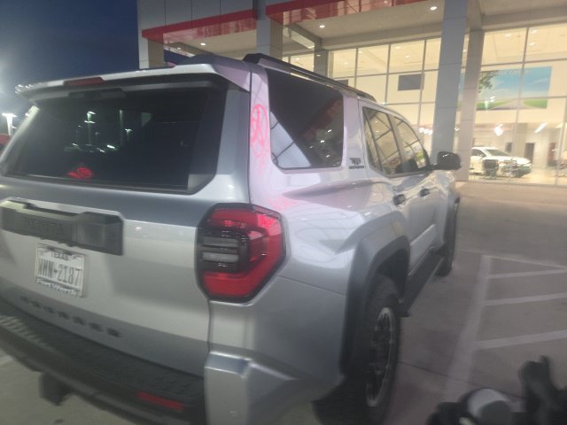 Used 2026 Toyota 4Runner TRD Off-Road Premium AWD/4WD image 7