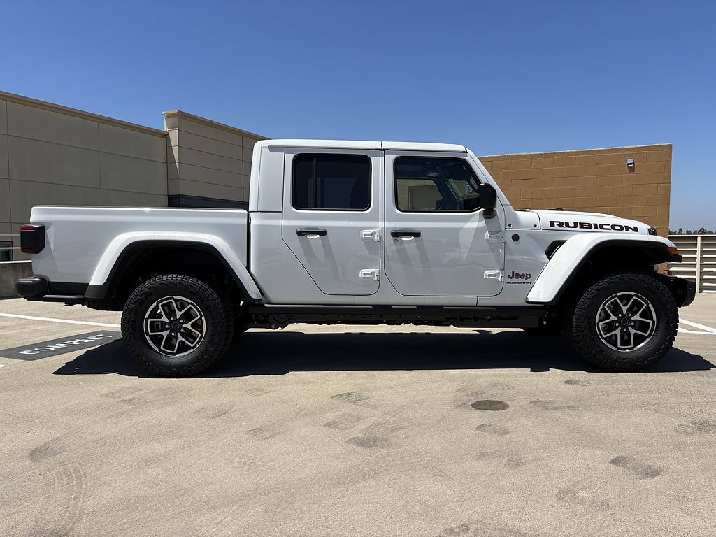 New 2026 Jeep Gladiator Rubicon AWD/4WD image 2