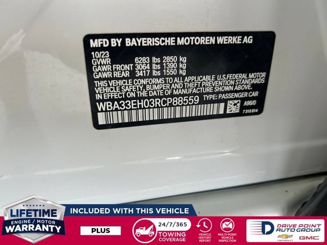 Used 2024 BMW 740i xDrive AWD/4WD image 32