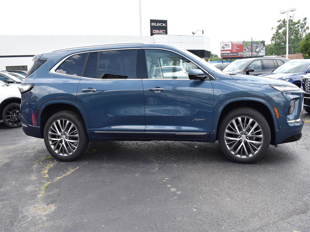 New 2026 Buick Enclave Avenir w/ Super Cruise Package image 4