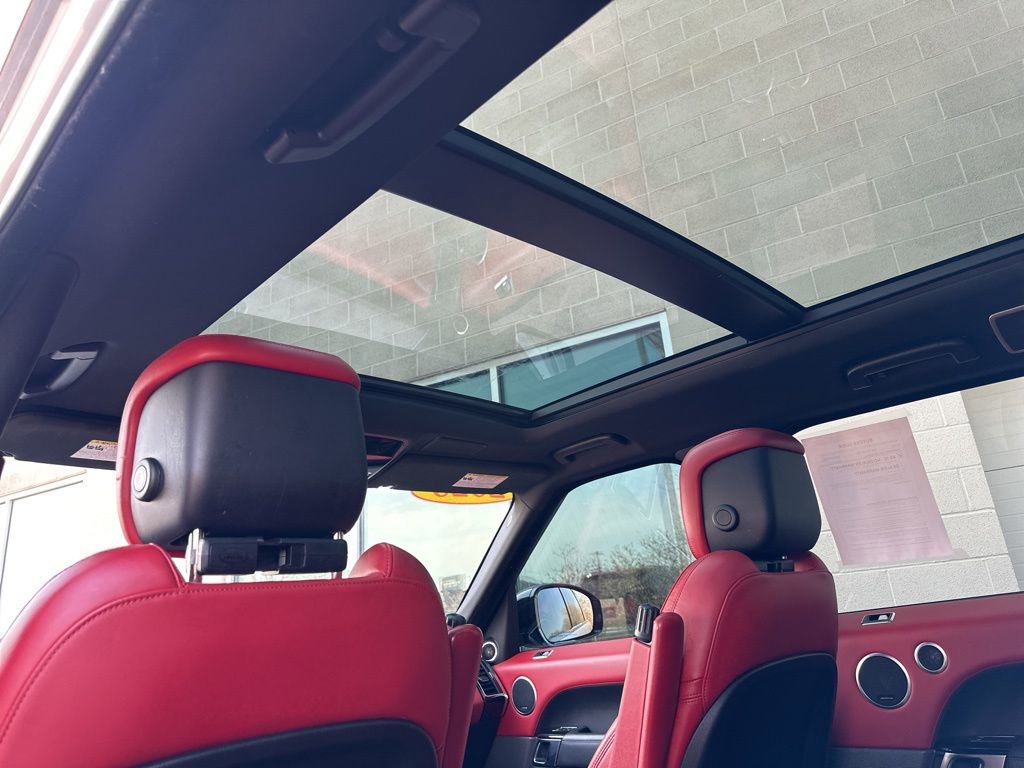 Used 2020 Land Rover Range Rover Sport HST image 41