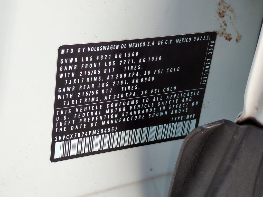 Used 2023 Volkswagen Taos S image 31