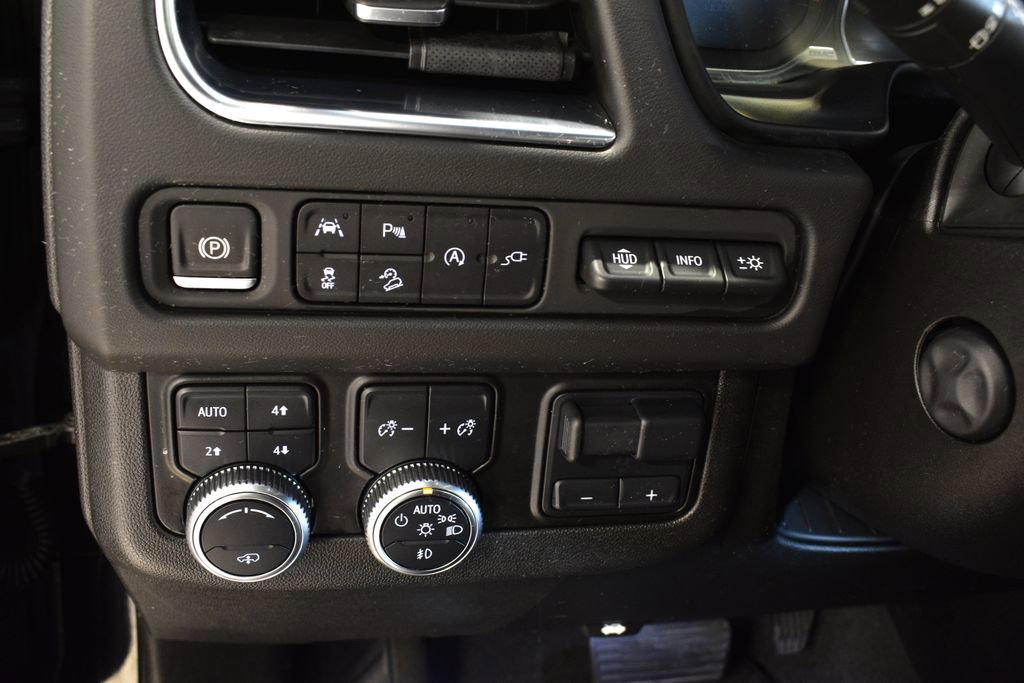 Used 2021 GMC Yukon XL AT4 w/ AT4 Premium Plus Package image 19