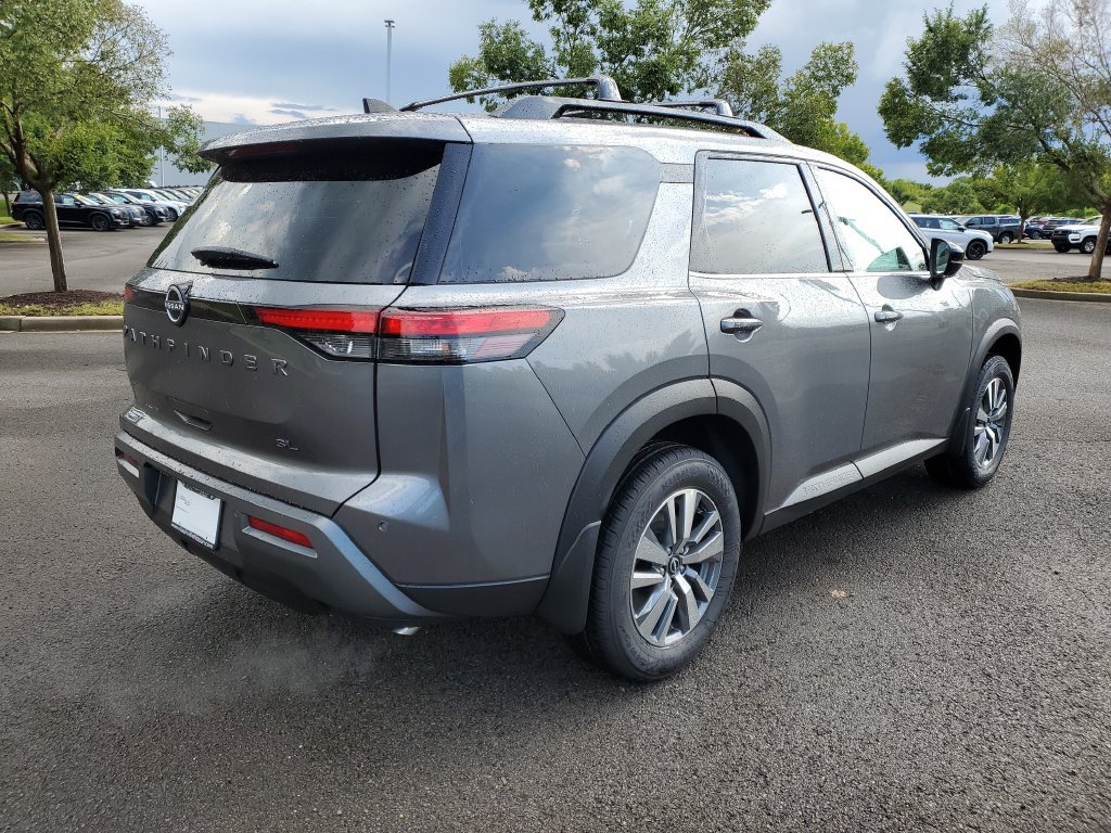 New 2026 Nissan Pathfinder SL FWD image 4