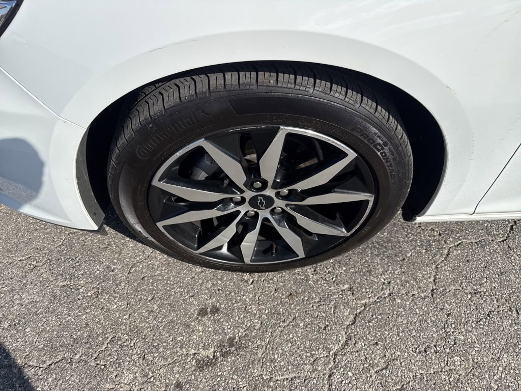 Used 2024 Chevrolet Malibu RS w/ LPO, Floor Liner Package image 11