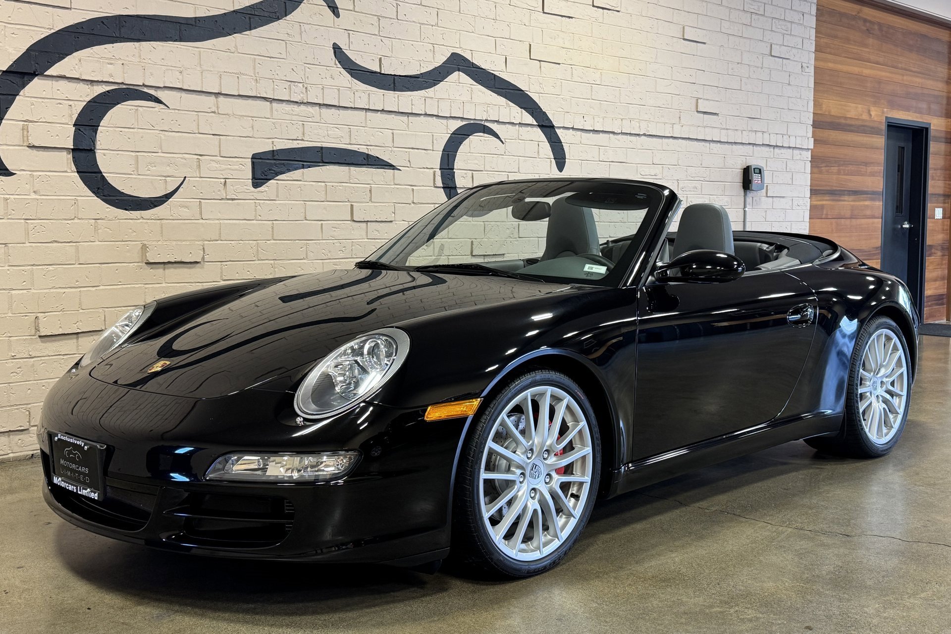 Used 2006 Porsche 911 Carrera S image 11