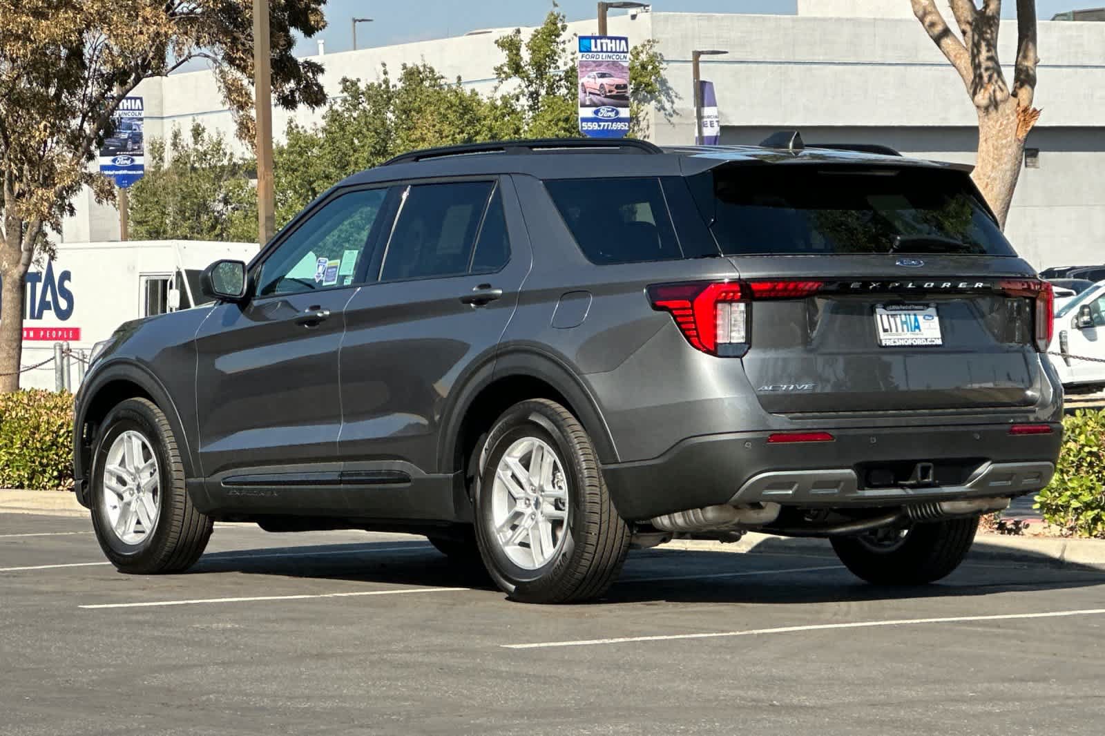 New 2026 Ford Explorer Active w/ Active Comfort Package RWD image 6