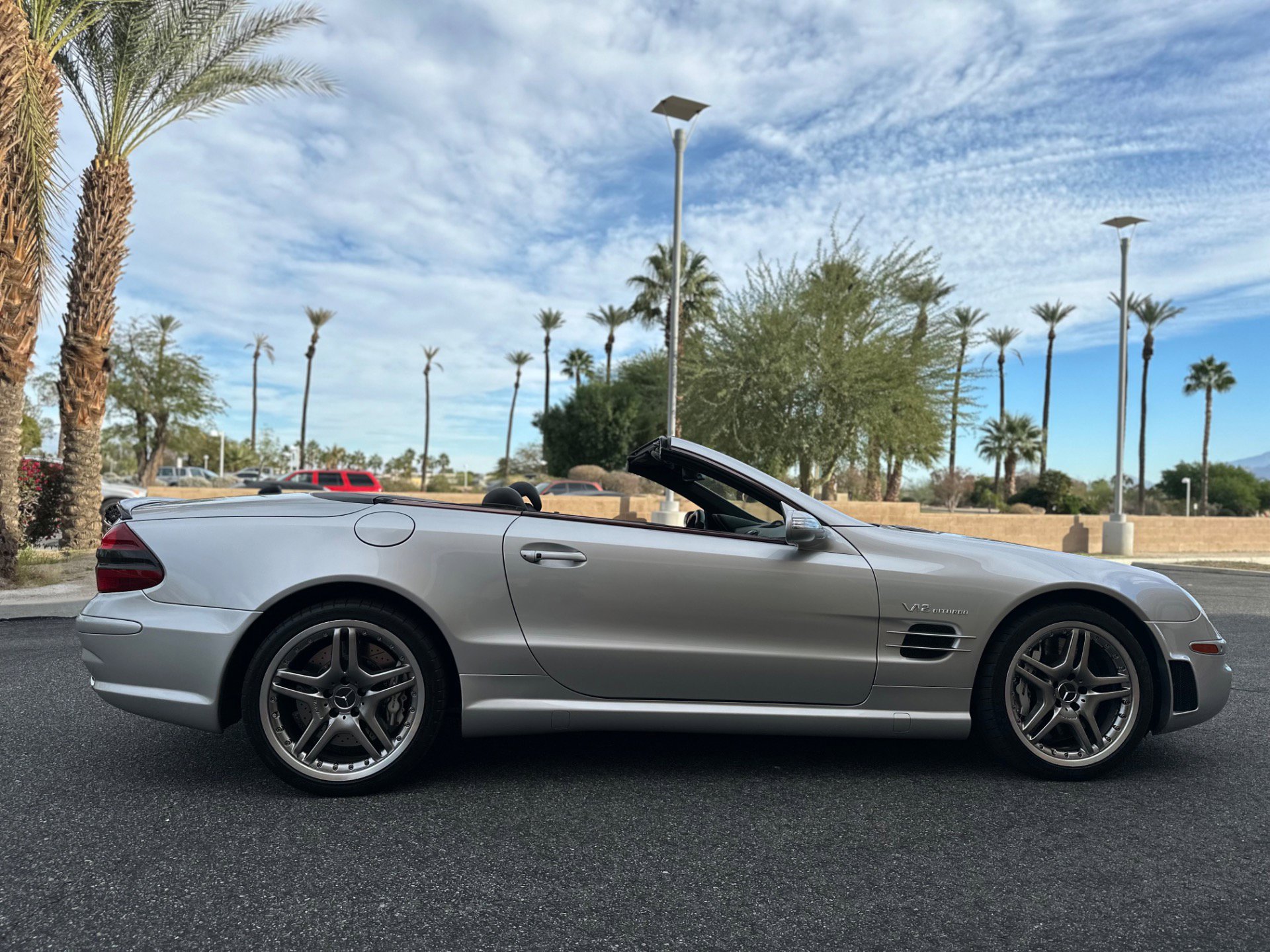 Used 2005 Mercedes-Benz SL 65 AMG image 28