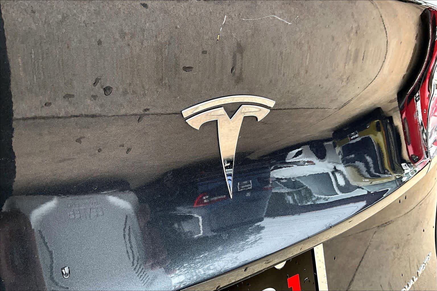Used 2024 Tesla Model Y Long Range AWD/4WD image 30