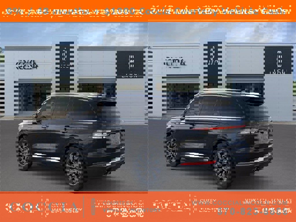 New 2025 Lincoln Aviator AWD image 4