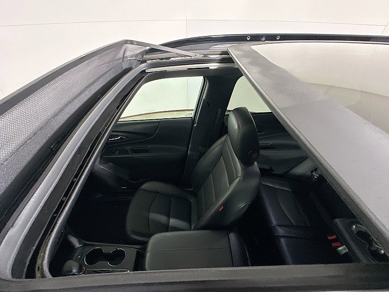 Used 2023 Chevrolet Equinox RS w/ RS Leather Package image 14