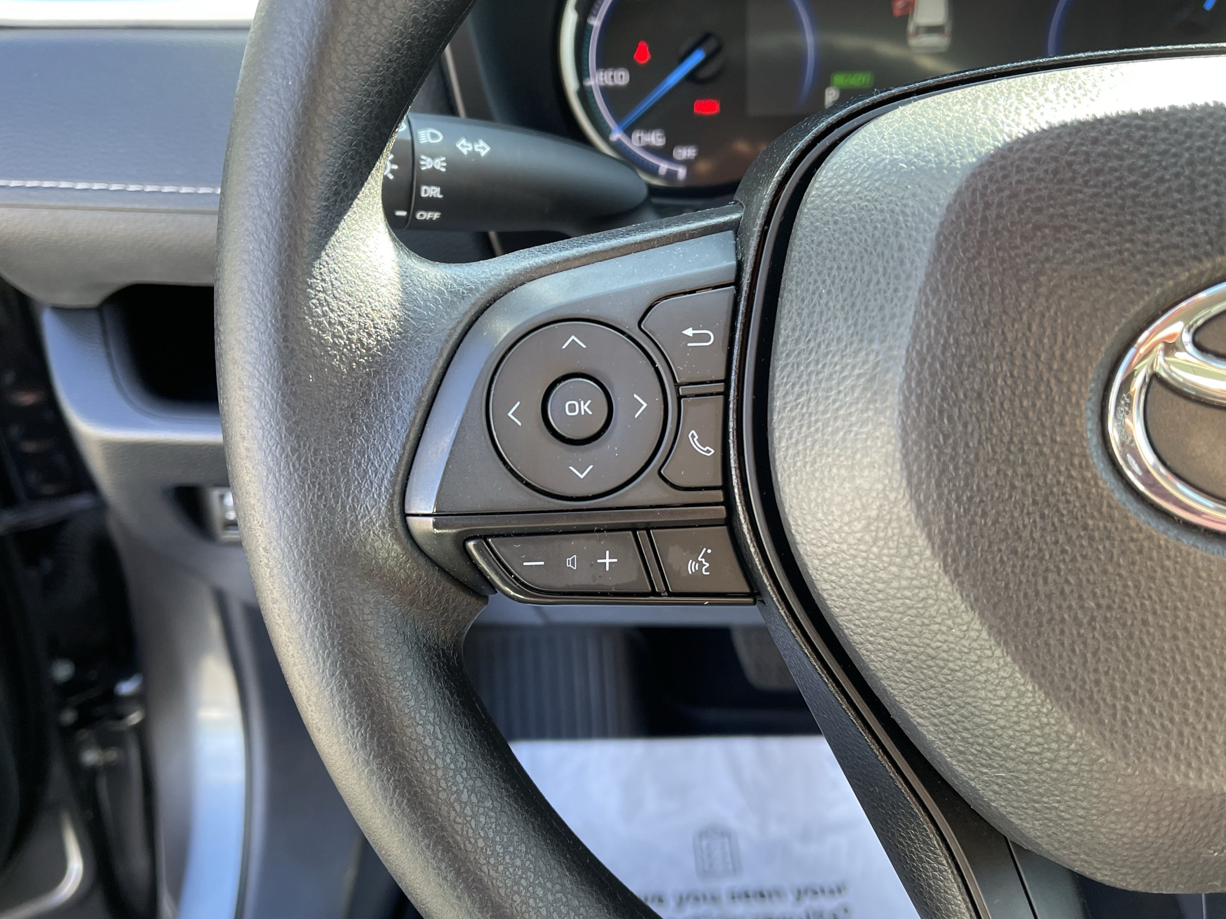 Certified 2024 Toyota RAV4 LE AWD/4WD image 18