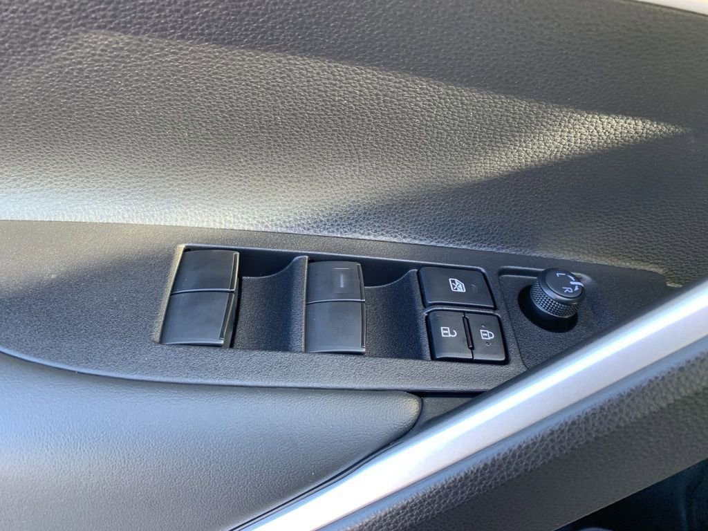 New 2026 Toyota Corolla Cross LE image 12