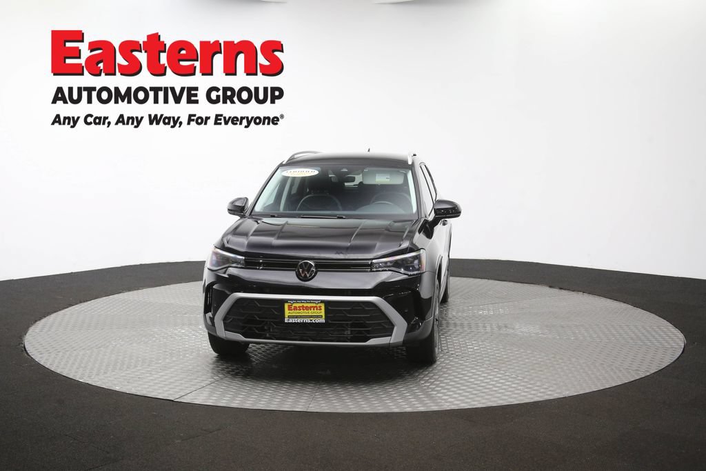 Used 2025 Volkswagen Taos SE AWD/4WD image 53