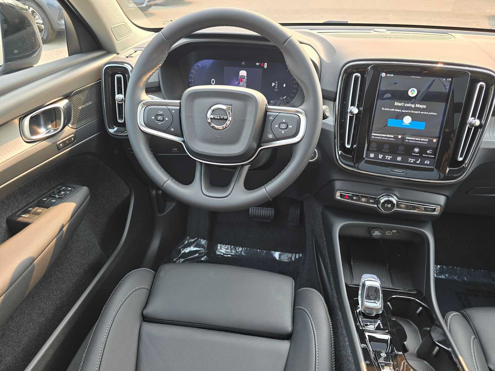 New 2026 Volvo XC40 B5 Ultra w/ Protection Package Premier AWD/4WD image 17