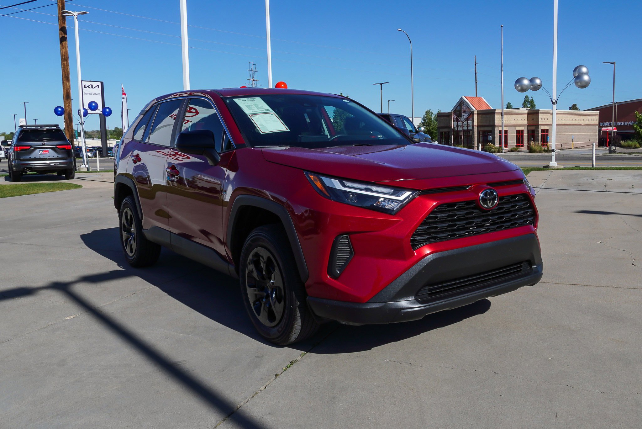 Certified 2025 Toyota RAV4 LE AWD/4WD video 2