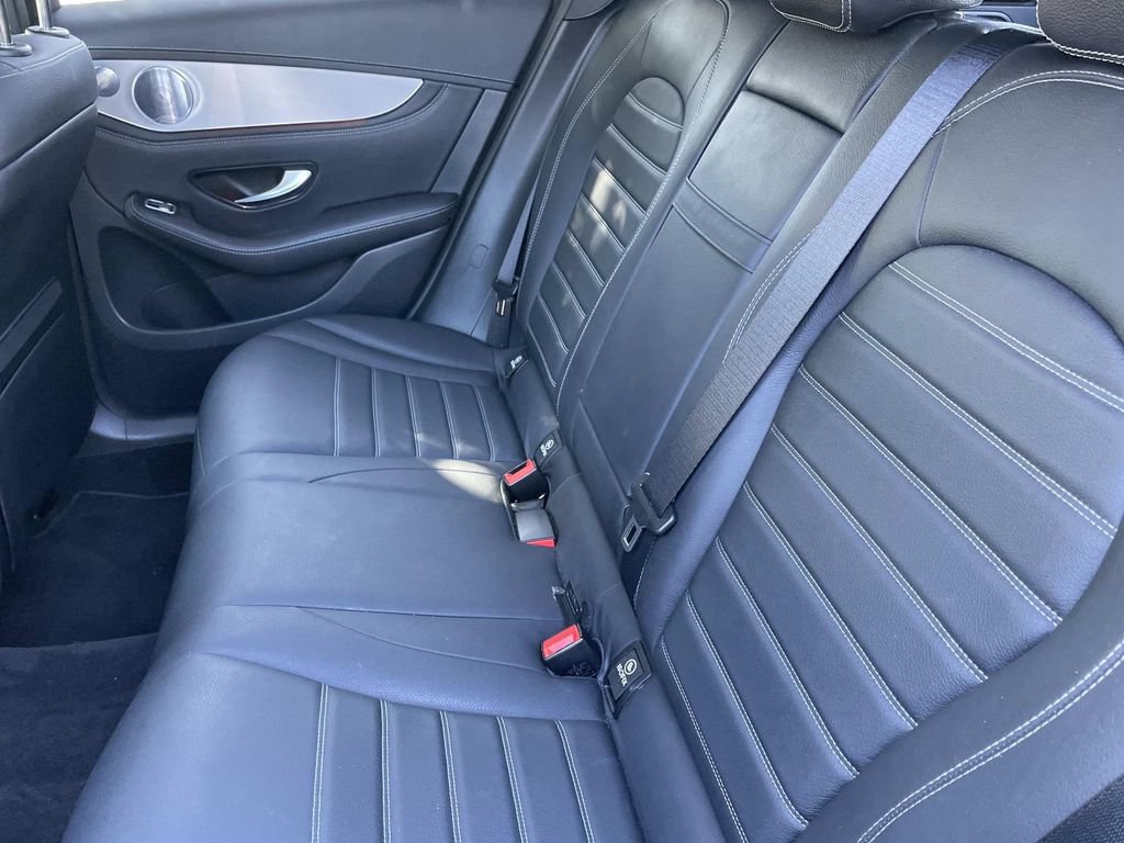 Used 2019 Mercedes-Benz GLC 350e 4MATIC image 23