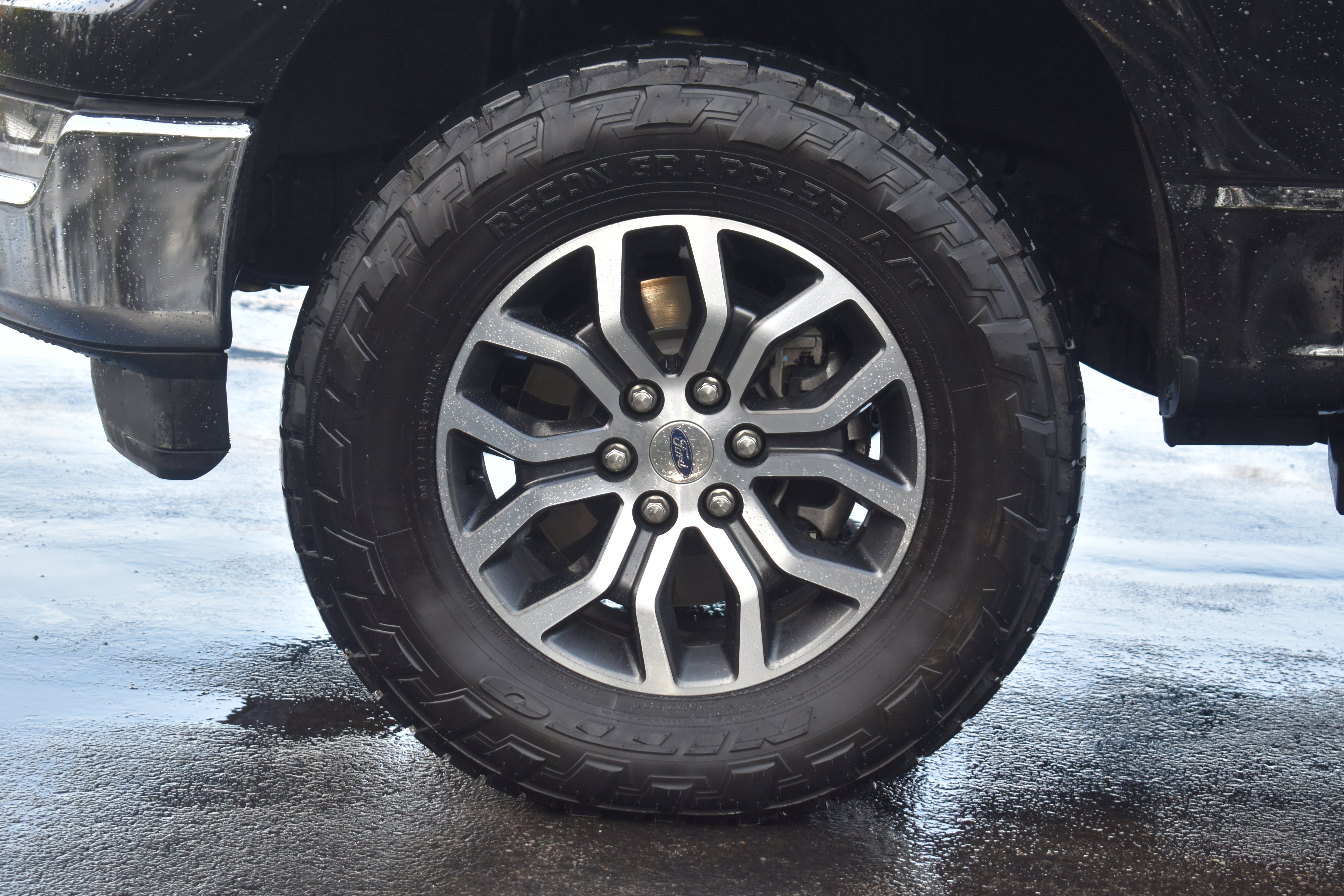 Used 2022 Ford F150 Lariat w/ Bed Utility Package image 38