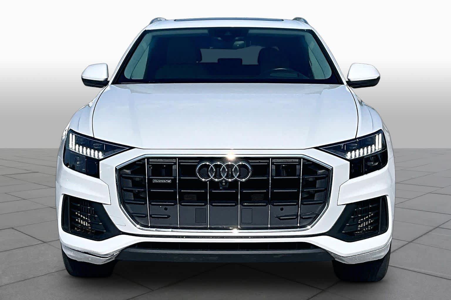 Used 2019 Audi Q8 Prestige w/ Towing Package AWD/4WD image 4