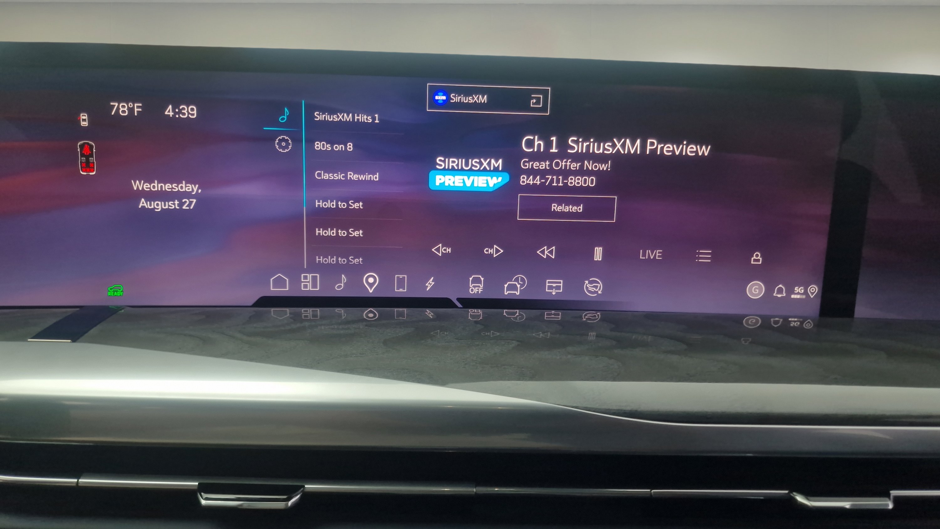 New 2025 Cadillac Escalade IQ Sport 2 w/ LPO, ONYX Package image 19