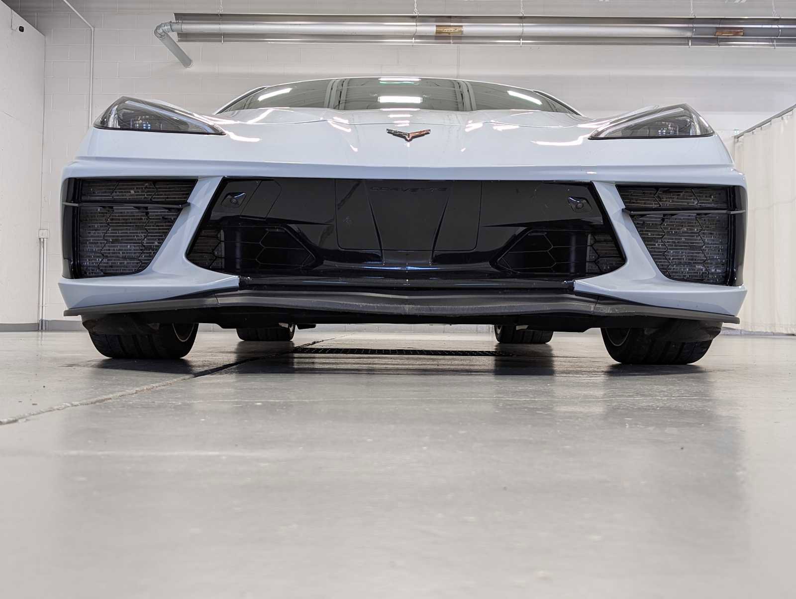Used 2020 Chevrolet Corvette Stingray Preferred Cpe w/ 2LT Preferred Equipment Group RWD image 16