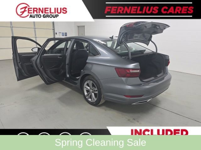 Used 2021 Volkswagen Jetta R-Line FWD image 12