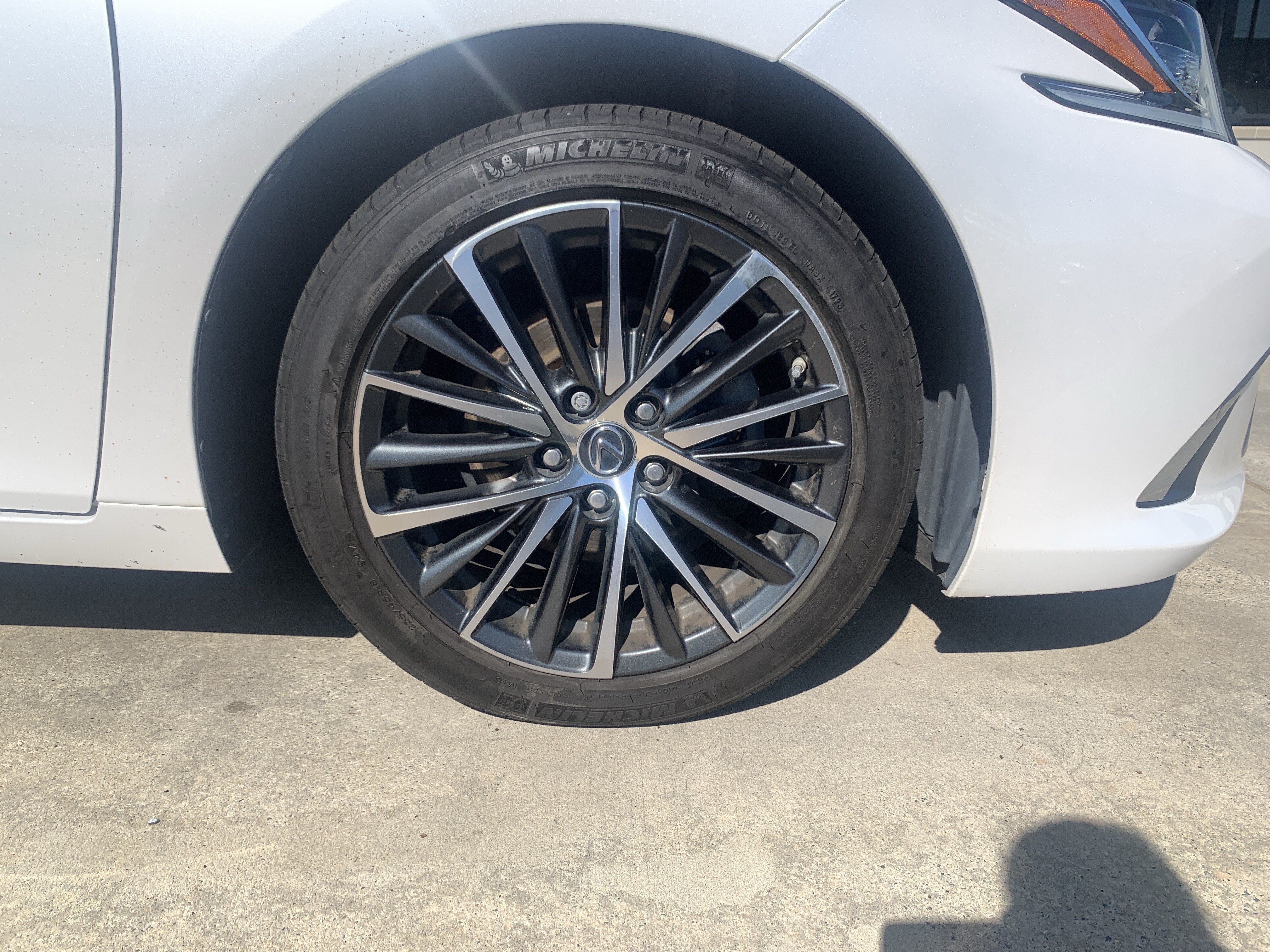 Used 2023 Lexus ES 350 w/ Premium Package FWD image 13