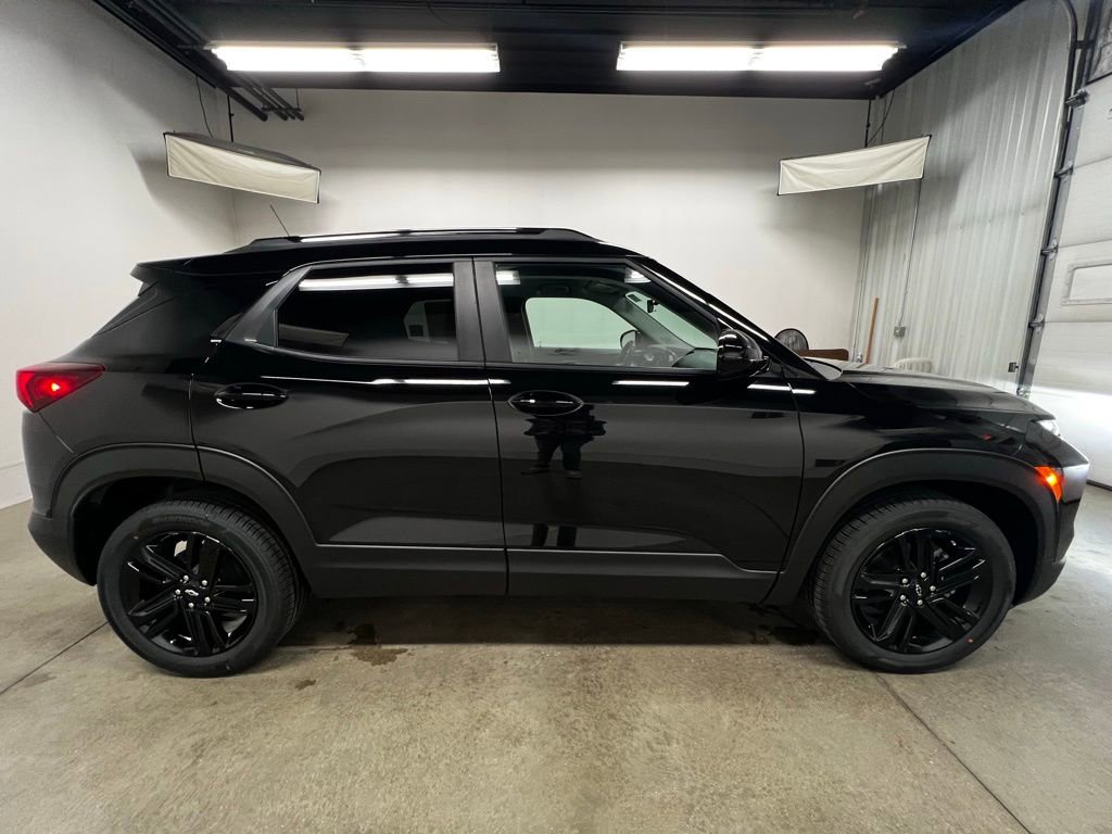 New 2026 Chevrolet TrailBlazer LT image 2