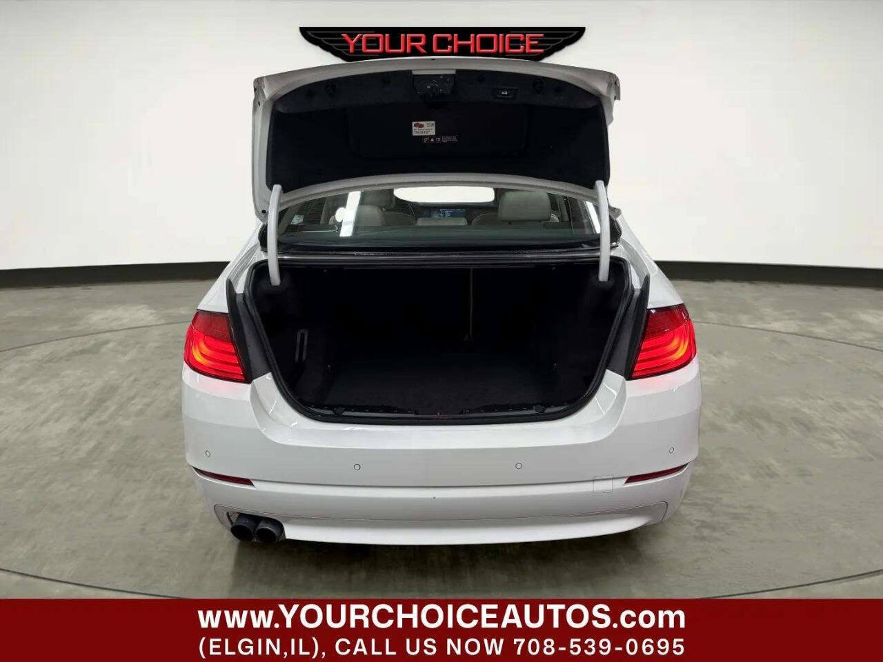 Used 2012 BMW 528i xDrive Sedan AWD/4WD image 5