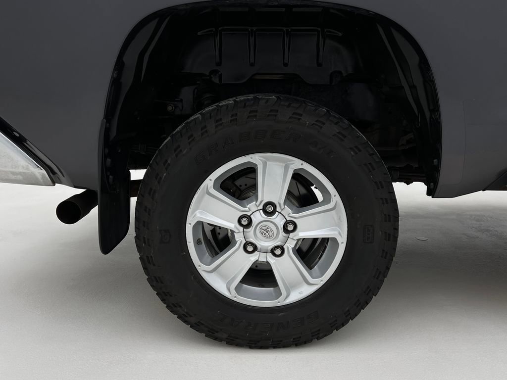 Used 2018 Toyota Tundra SR5 image 29