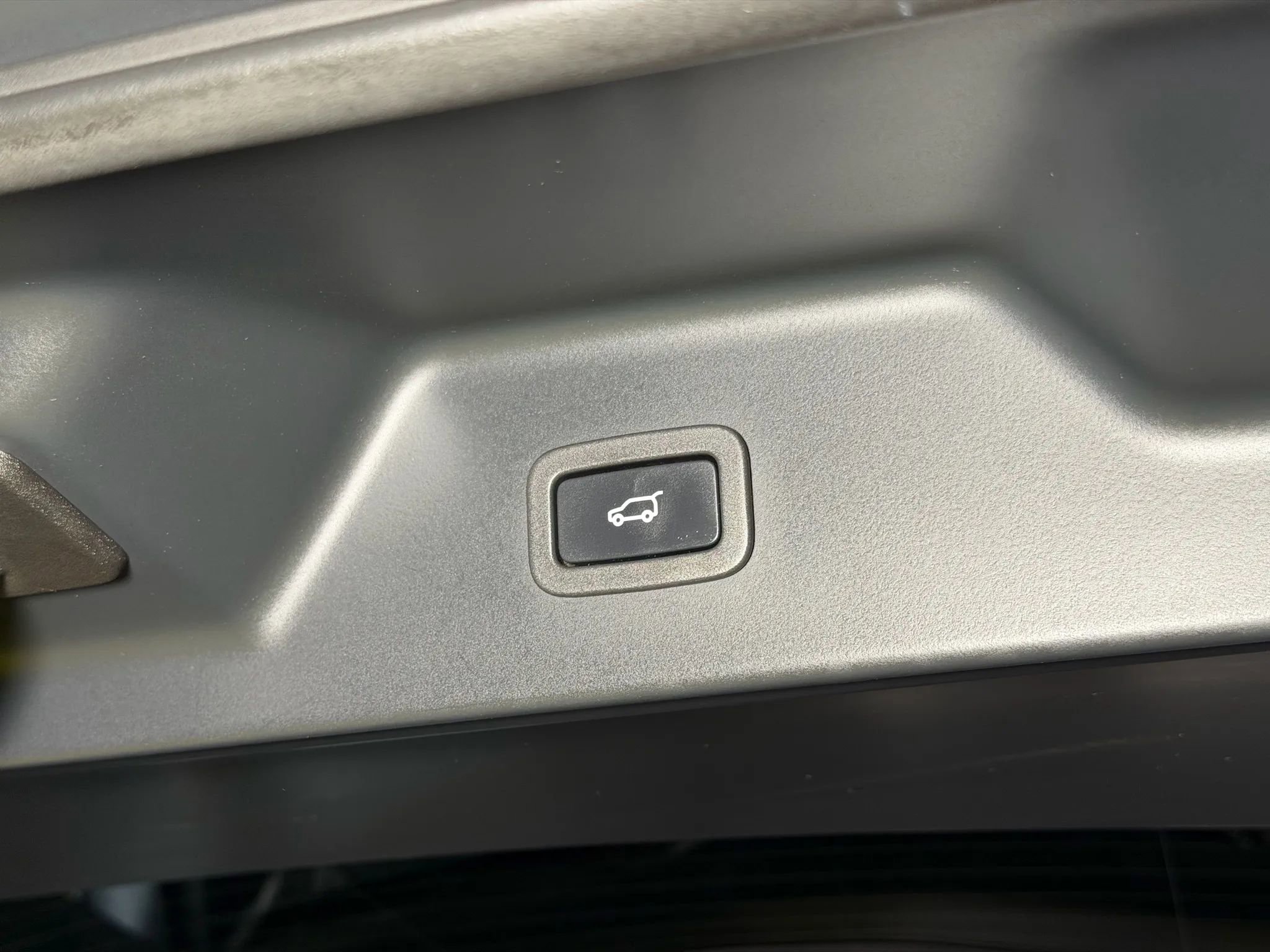 Used 2018 Land Rover Range Rover HSE AWD/4WD image 17