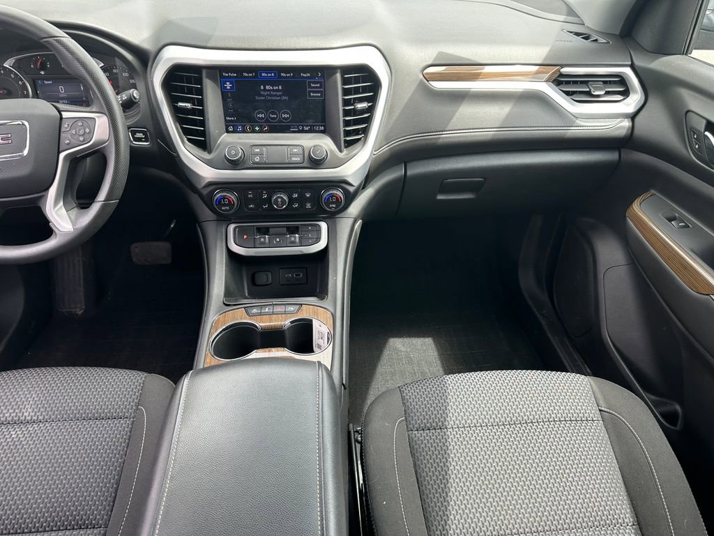 Certified 2023 GMC Acadia SLE w/ Driver Convenience Package AWD/4WD image 16