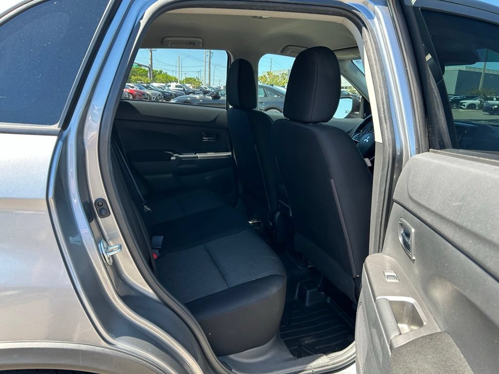Used 2021 Mitsubishi Outlander Sport SE AWD/4WD image 46