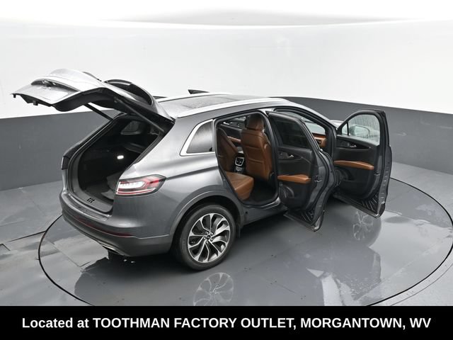 Used 2021 Lincoln Nautilus Reserve AWD/4WD image 31