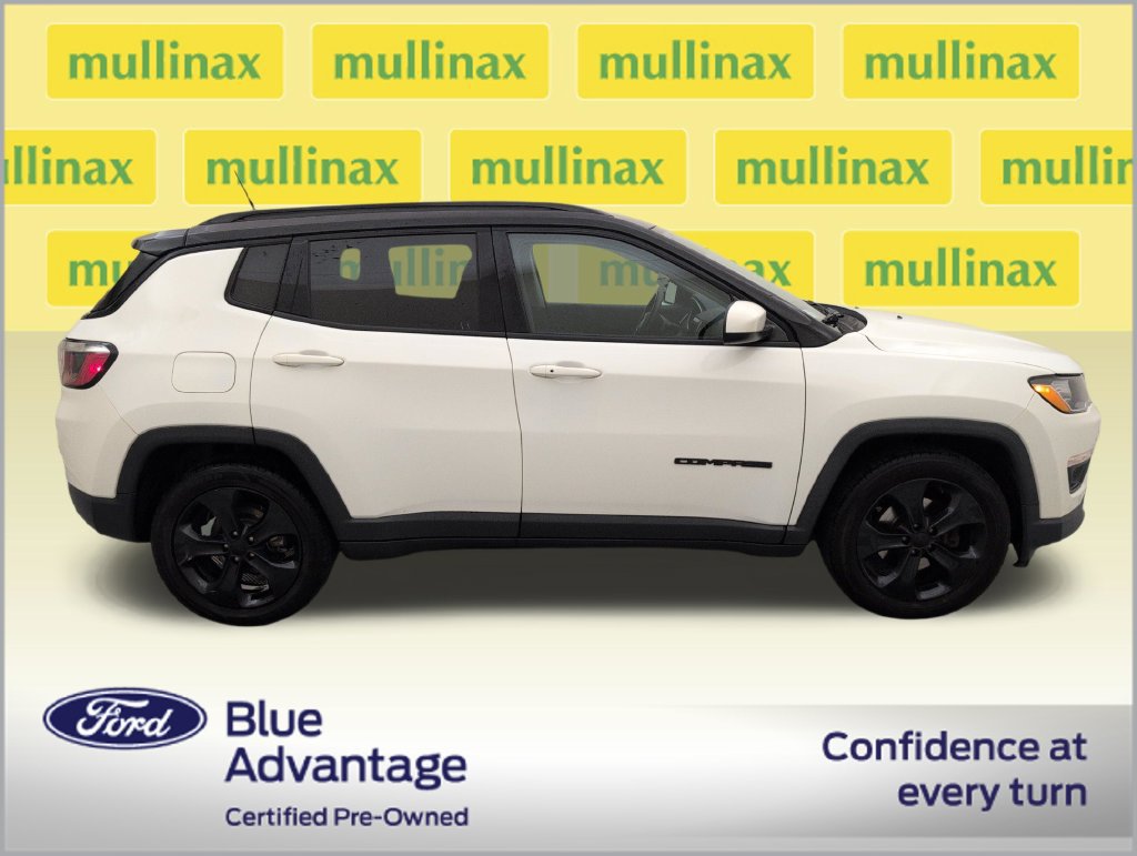 Used 2021 Jeep Compass Latitude FWD image 2