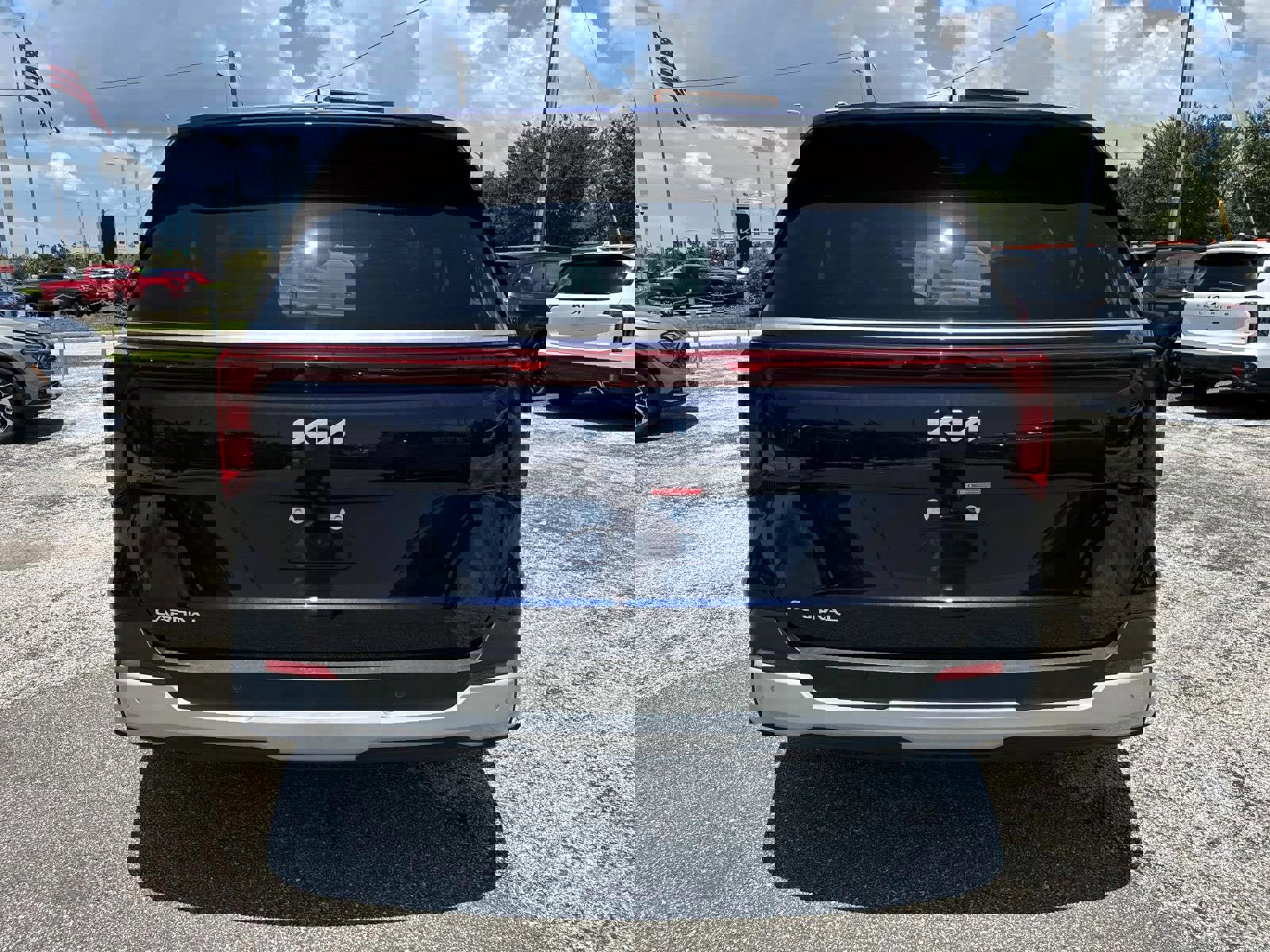 New 2026 Kia Carnival EX image 4