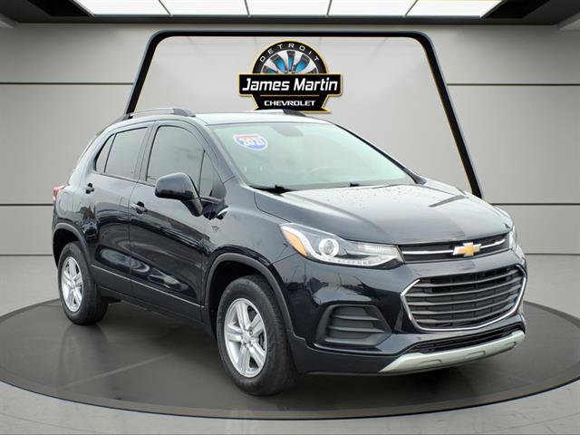Certified 2021 Chevrolet Trax LT w/ LT Convenience Package image 3