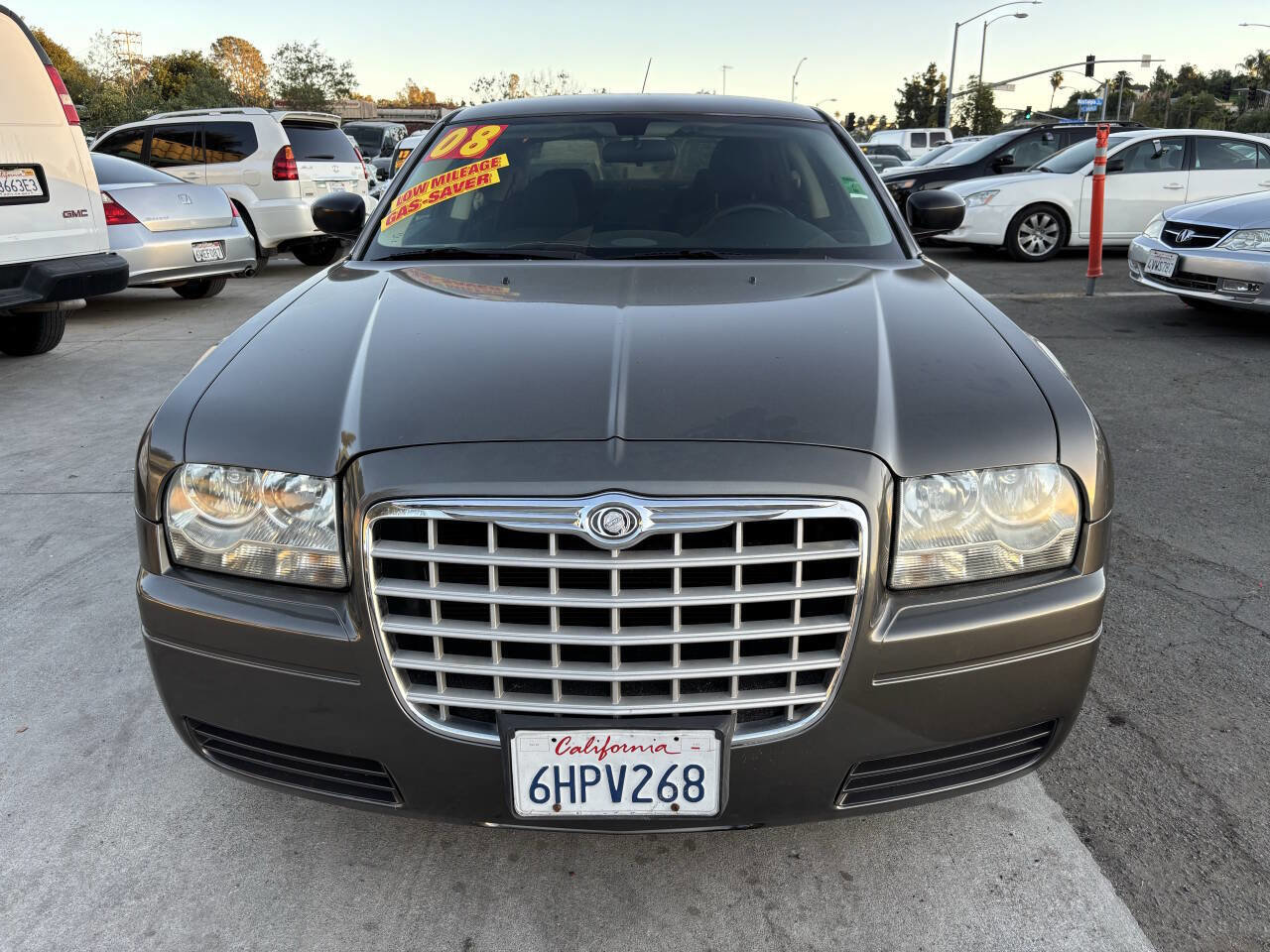 Used 2008 Chrysler 300 LX image 2