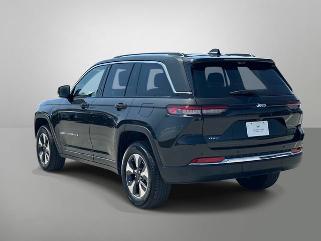 Used 2023 Jeep Grand Cherokee 4WD 4xe w/ Luxury Tech Group II image 28