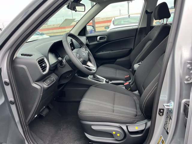 New 2026 Hyundai Venue SEL FWD image 15