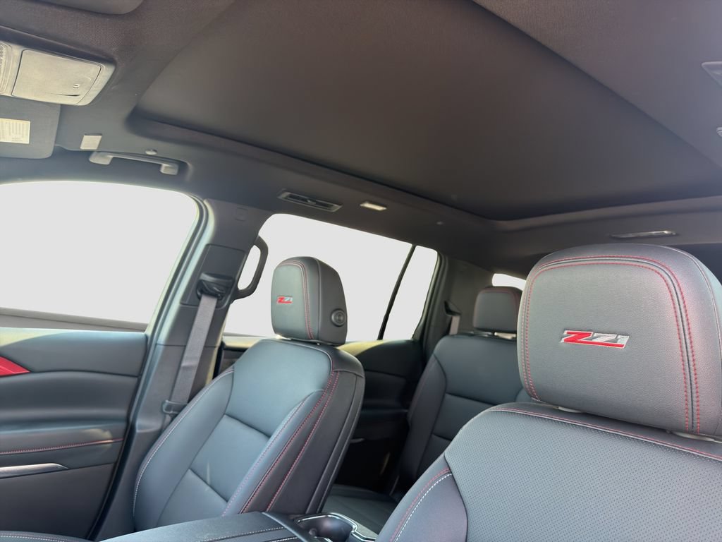 Used 2026 Chevrolet Traverse Z71 w/ Driver Confidence Package AWD/4WD image 24