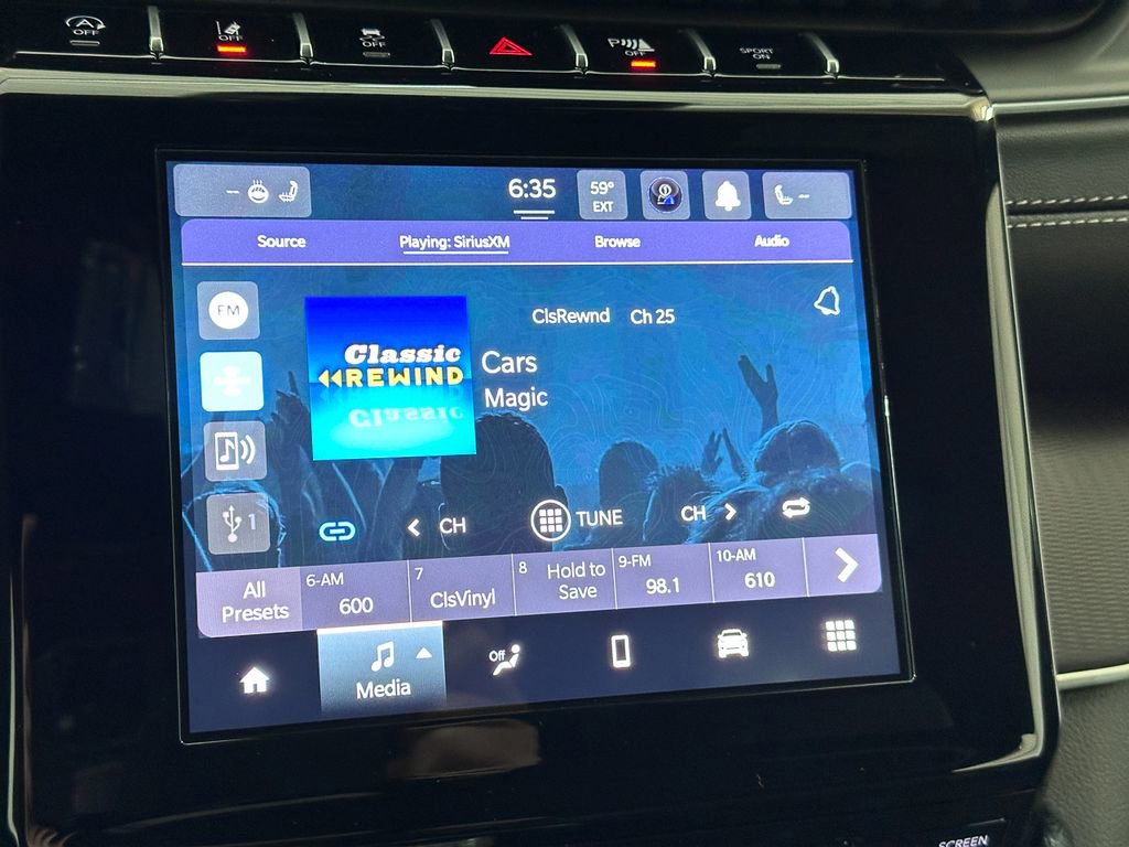 New 2025 Jeep Grand Cherokee Laredo image 34