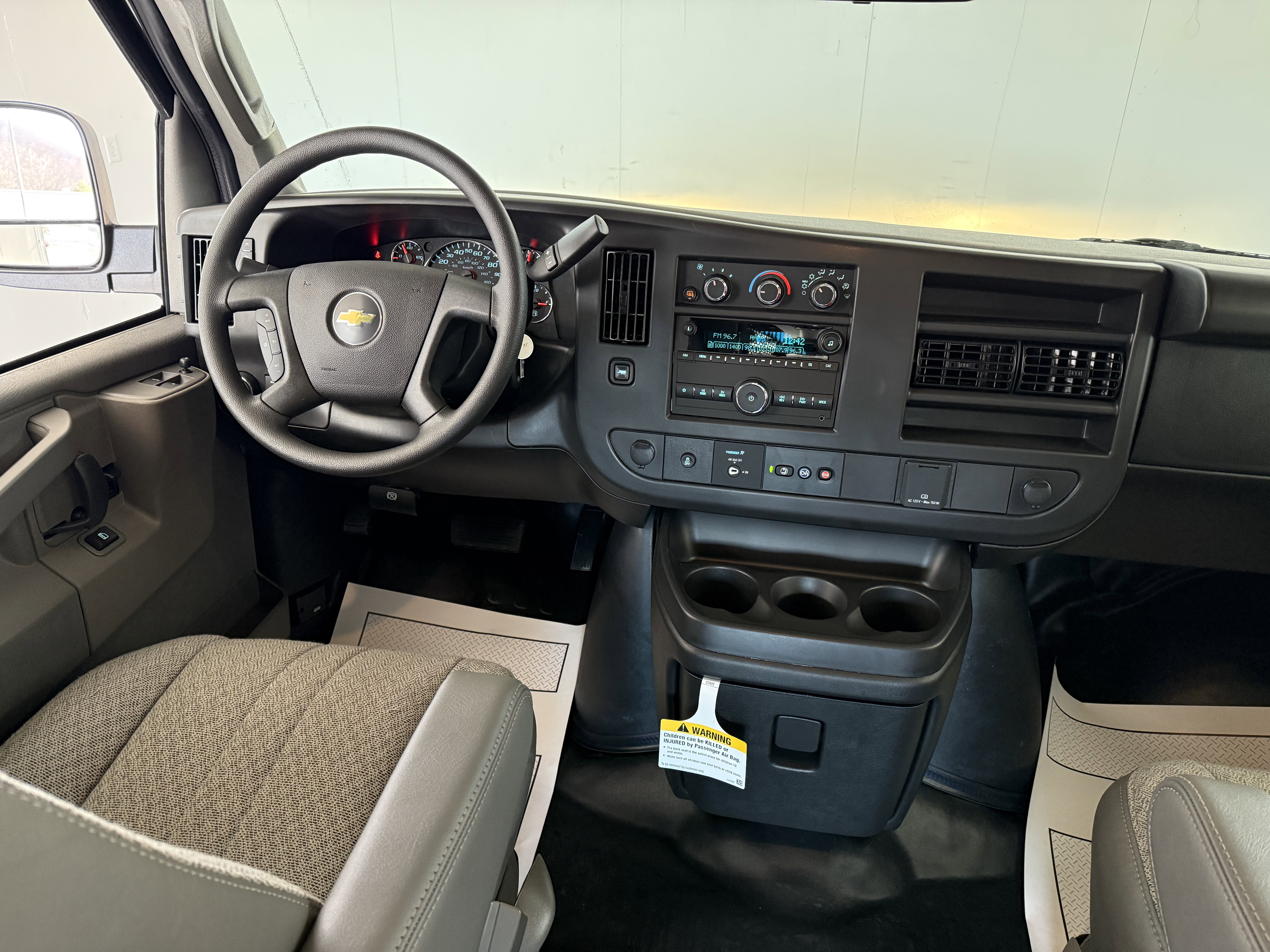 New 2025 Chevrolet Express 3500 w/ Driver Convenience Package image 16