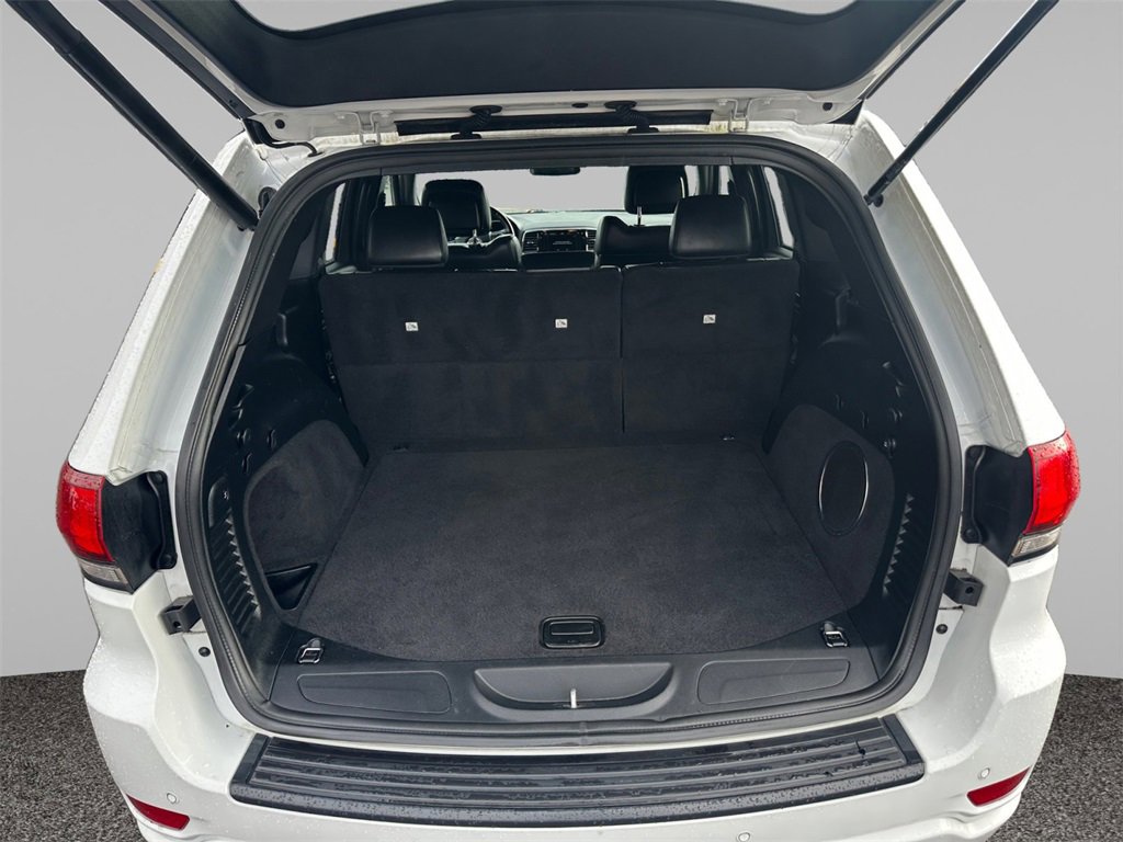 Certified 2021 Jeep Grand Cherokee Laredo X image 16