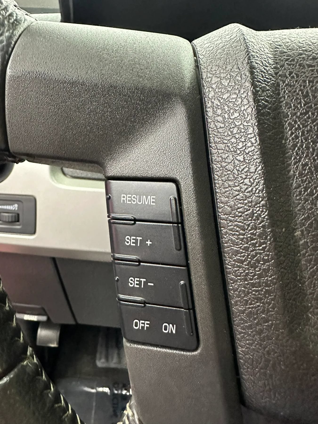 Used 2010 Ford F150 Lariat AWD/4WD image 17