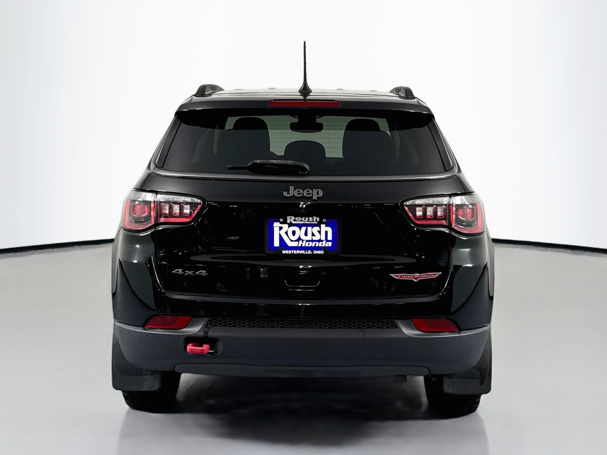Used 2018 Jeep Compass Trailhawk w/ Leather Interior Group AWD/4WD image 6