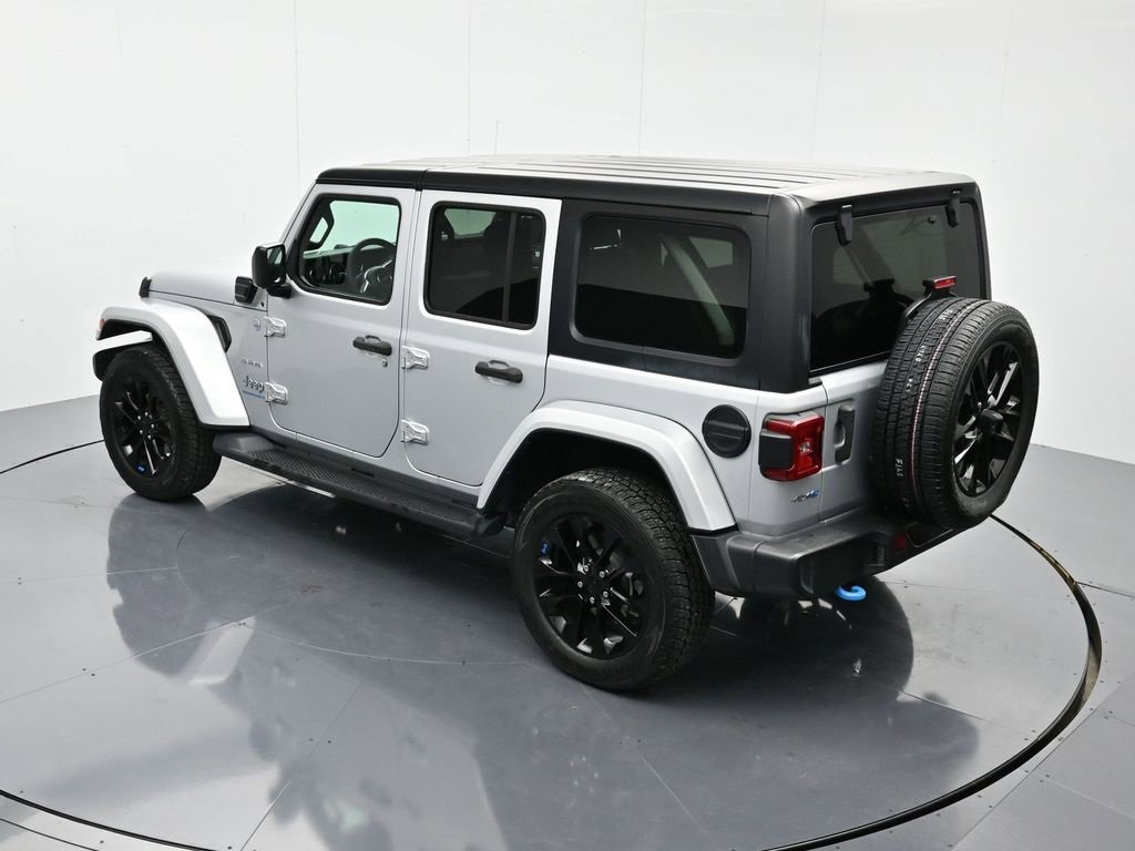 Used 2023 Jeep Wrangler Unlimited Sahara image 46