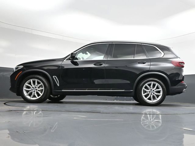 Used 2023 BMW X5 xDrive40i w/ Premium Package AWD/4WD image 34